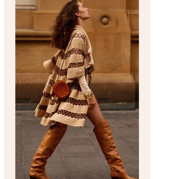 Sold Out! Chasing Unicorns Let It Be Crochet Coat Brown/Tan OS NWT - Picture 1 of 6